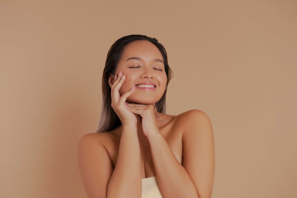 The Low‑Maintenance Era: Mold Manila Showcases Long‑Game Skin Treatments